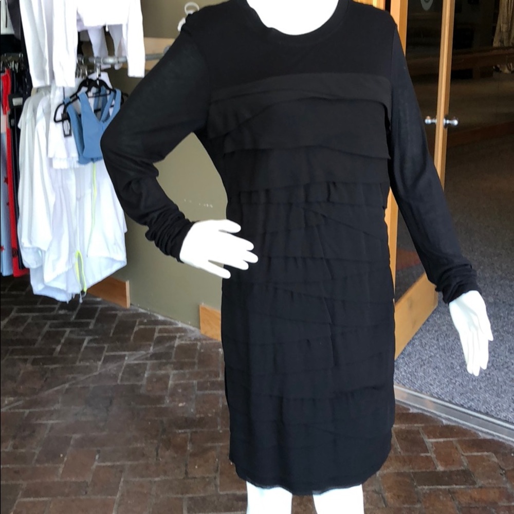 DVF knee-length cotton black long sleeve dress